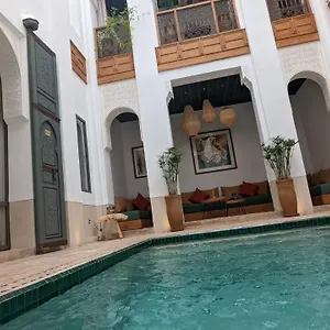 3* Riad Jardin Des Sens &